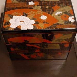 ORIENTAL THEMED STACKABLE BIN